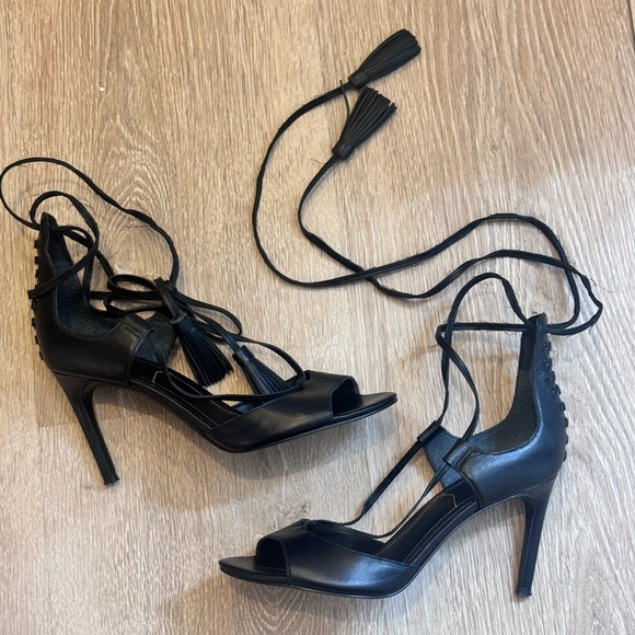 Kendall & Kylie Shoes - Kendall + Kylie Heels Black
